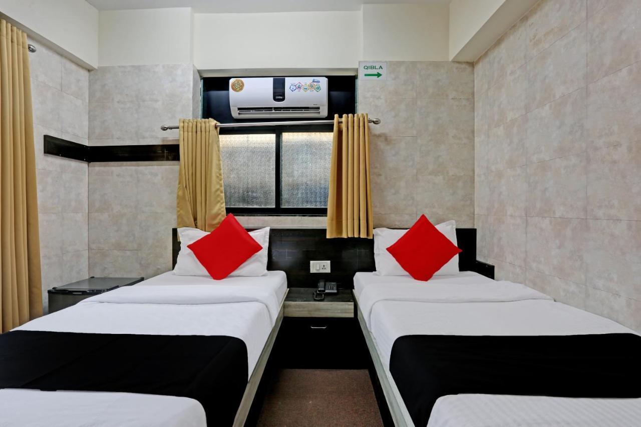 Capital O 79386 Hotel Emirates Mumbai Exterior foto